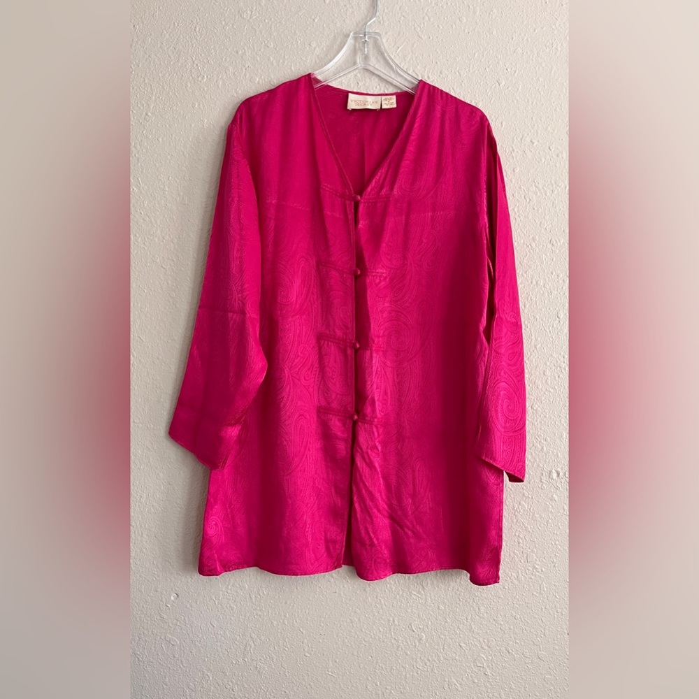 Victoria’s Secret gold label pink kimono top‎